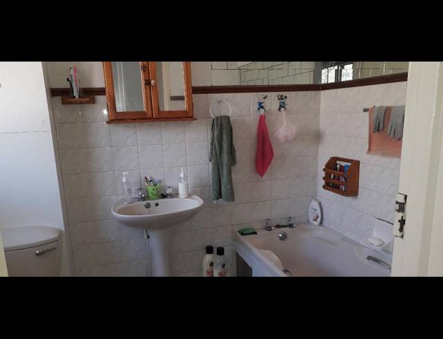 3 BEDROOM DUPLEX RENTED IN CAVERSHAM GLEN